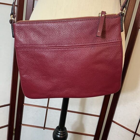 Kate Spade New York Jackson street burgundy leather crossbody purse - Picture 3 of 11